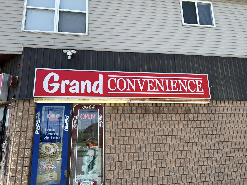 Grand Convenience 4